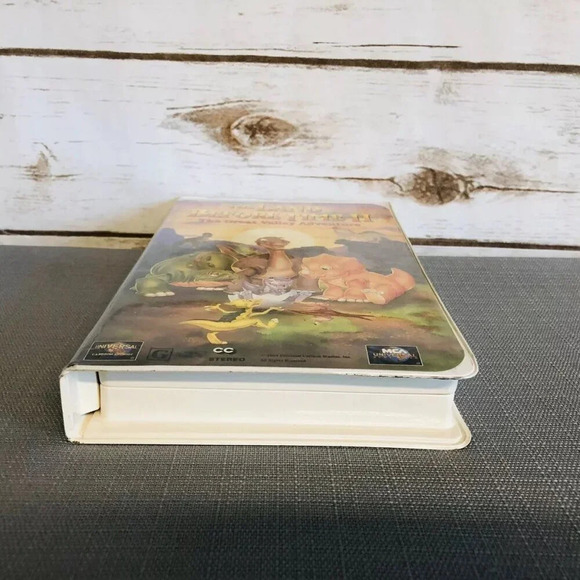 THE LAND BEFORE TIME II Valley Adventure VHS Home Video Tape Clamshell Case - Picture 4 of 8